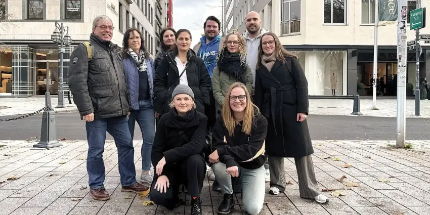 BFP-Betreutes-Wohnen-Teamfoto-Dez-2025-Koenigsallee-1600x800-Pixel